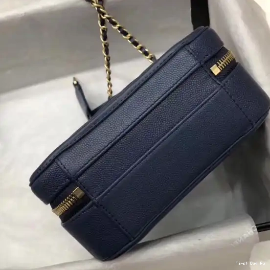 First Bag Ru CHANEL CASE VANITY 0521